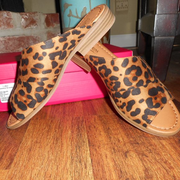 NIB Catherine Malandrino leopard sandals, 8 - Picture 2 of 9